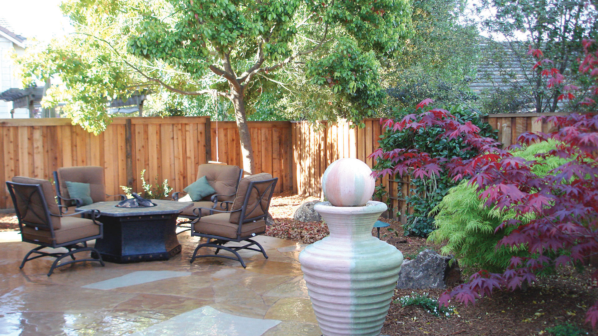 Colorado 'Buff' and Arizona 'Classic Oak' two color patio